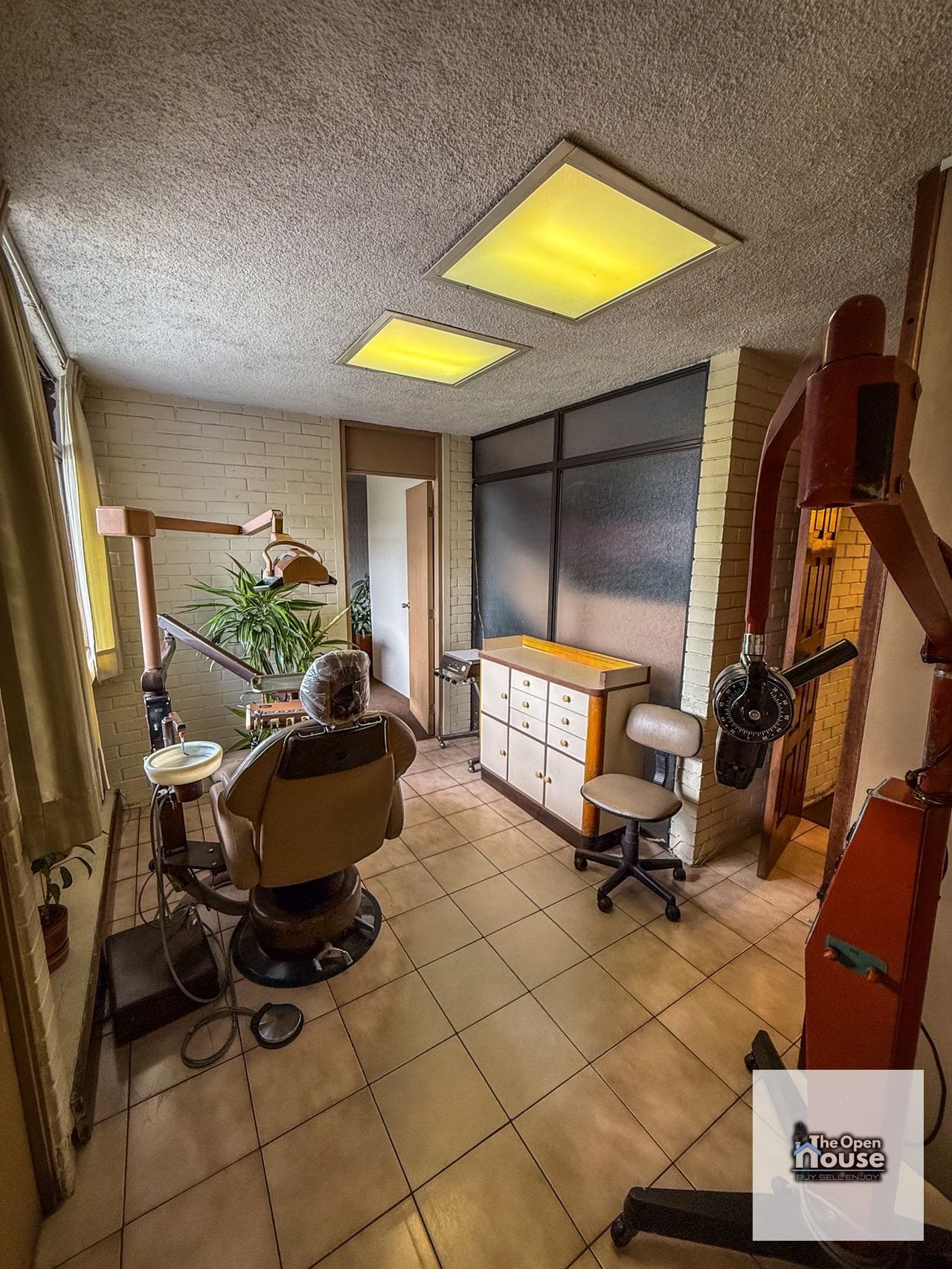 Oficina en Venta – Edificio Galerías Tívoli, Zona 9 — Clínica en Venta en Zona 9, Guatemala, Ciudad — foto 13 de 17