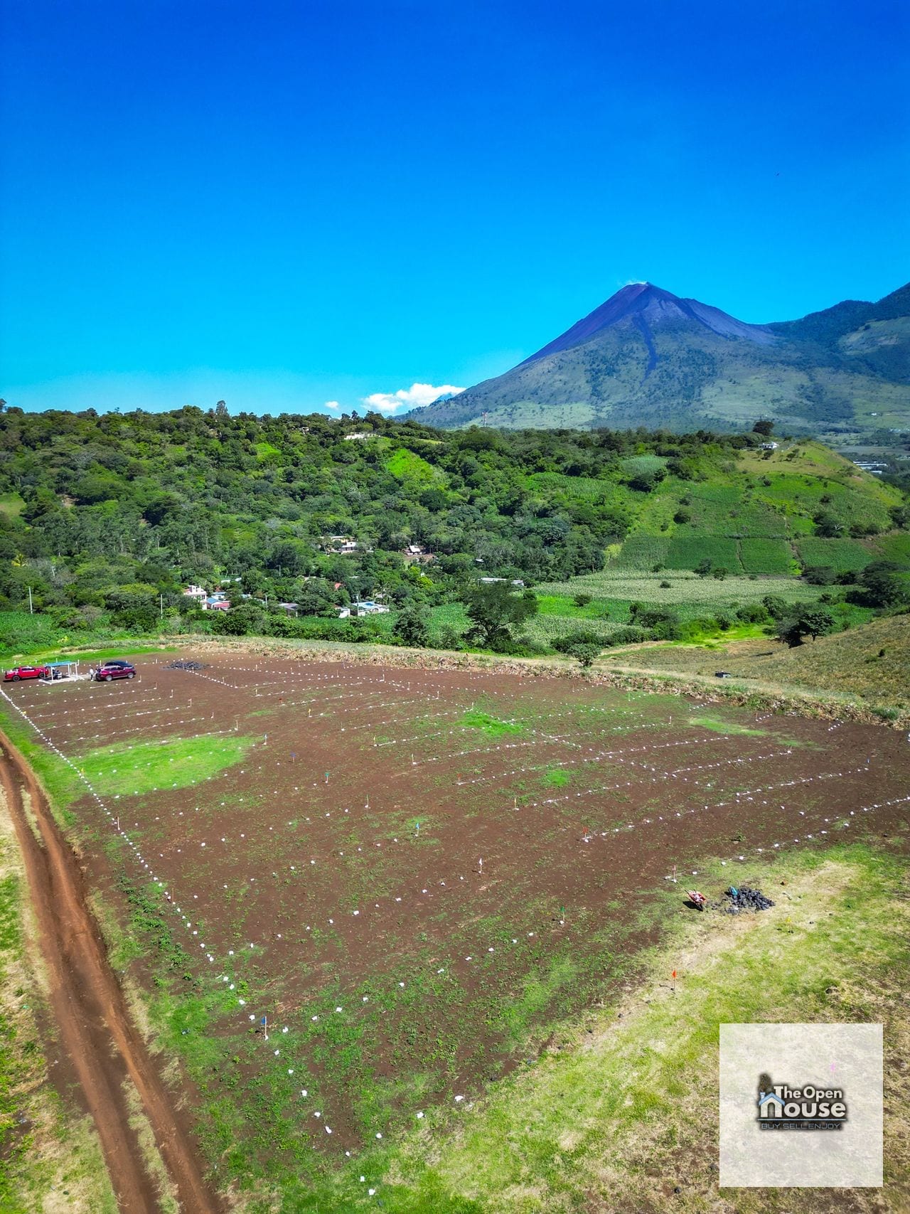 Vistas al Volcán Aldea Los Dolores Villa Canales — Terreno en Venta en Villa Canales, Guatemala, Ciudad — foto 12 de 17