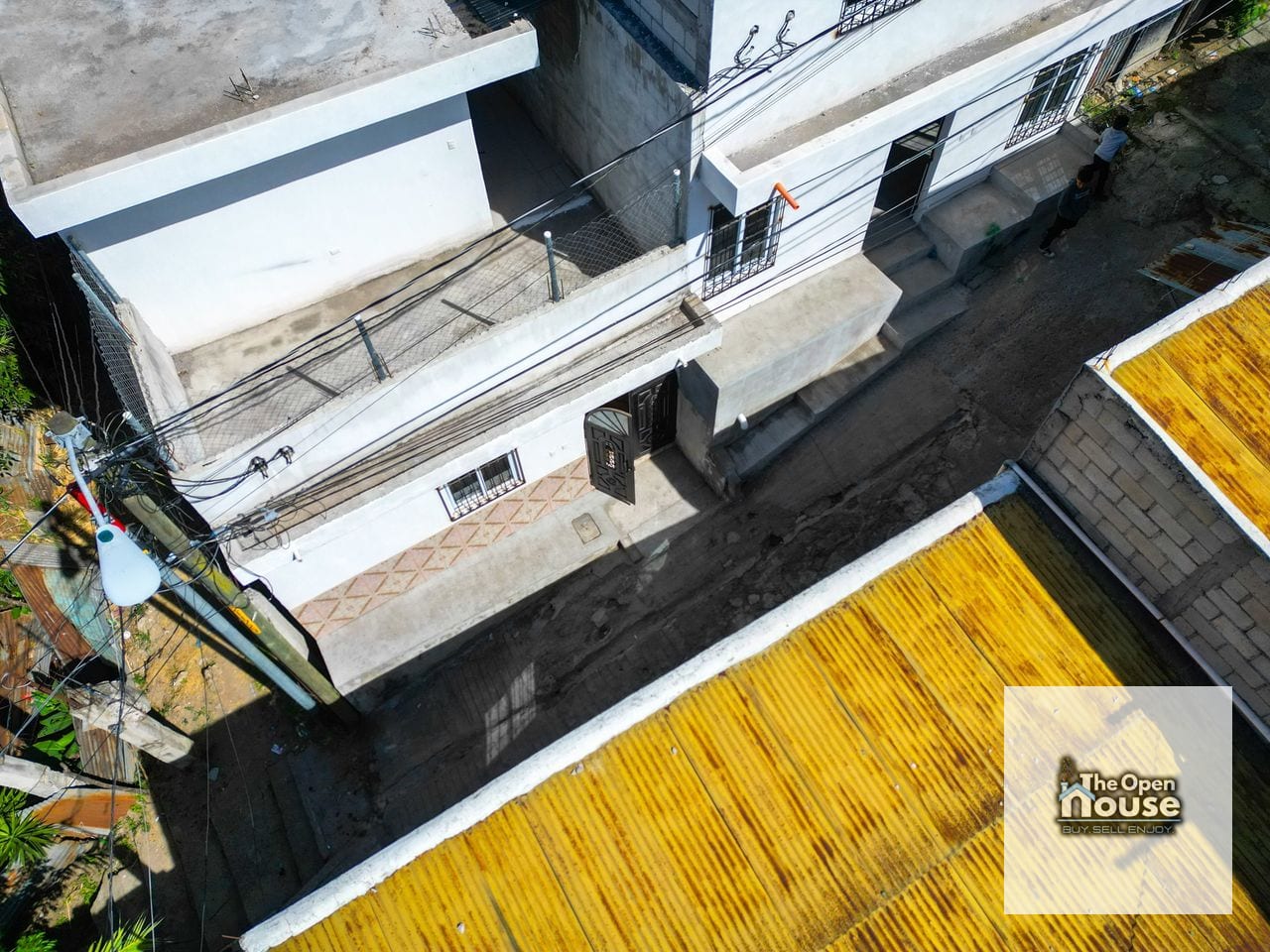 Casa de esquina en Venta en Barcenas — Casa en Venta en Villa Nueva, Guatemala, Ciudad — foto 1 de 17
