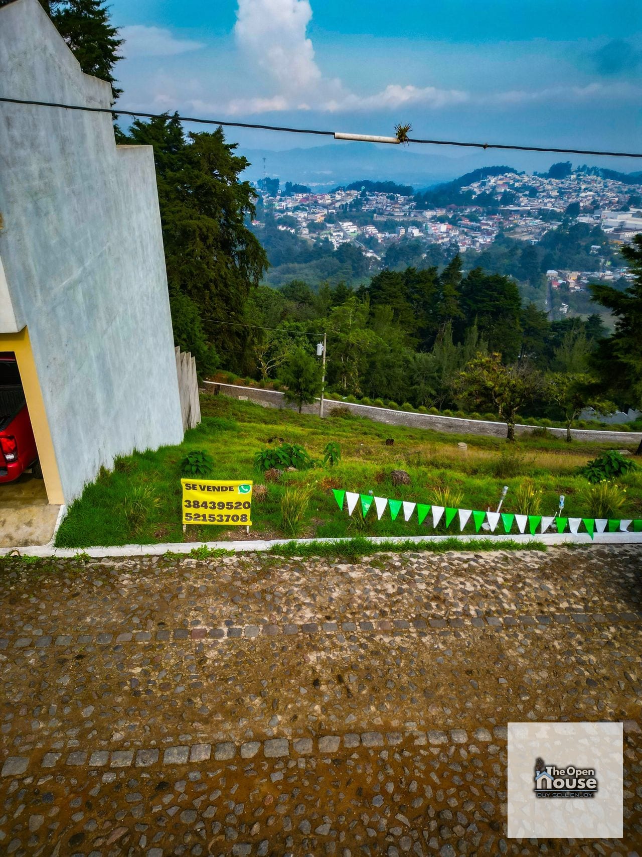 Terreno en Venta – Vistas de la Colina | Santa Catarina Pinula — Terreno en Venta en Santa Catarina Pinula, Guatemala, Ciudad — foto 1 de 8
