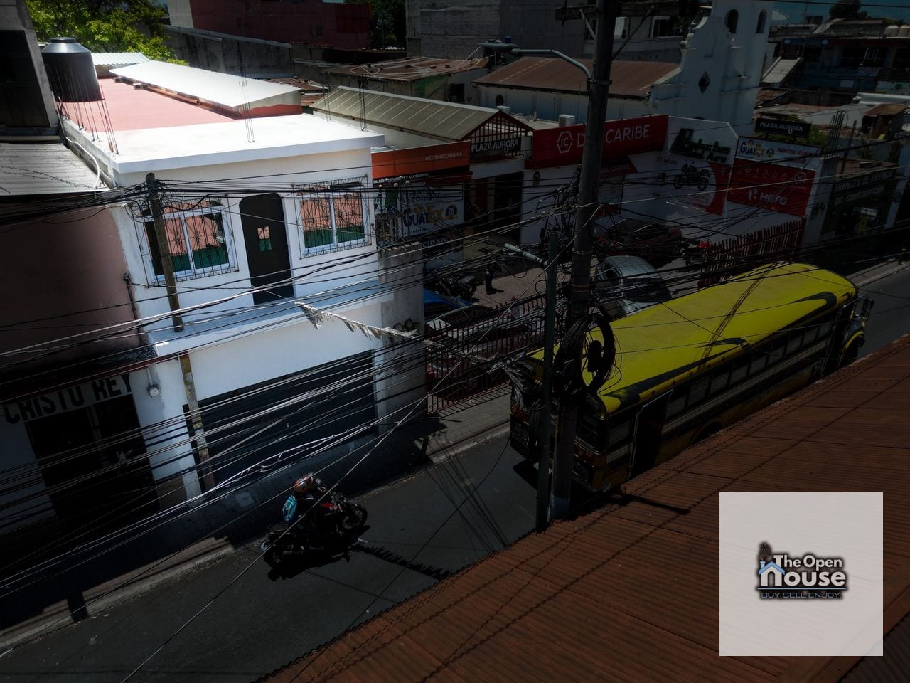 Propiedad Comercial en Renta sobre Calle Real de Villa Nueva — Local en Alquiler en Villa Nueva, Guatemala, Ciudad — foto 1 de 17