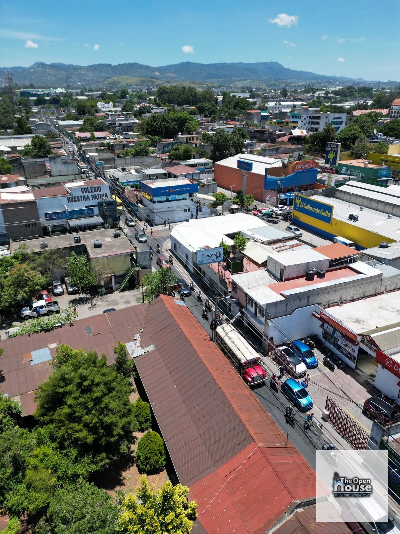 Propiedad Comercial en Renta sobre Calle Real de Villa Nueva — Local en Alquiler en Villa Nueva, Guatemala, Ciudad — foto 4 de 17