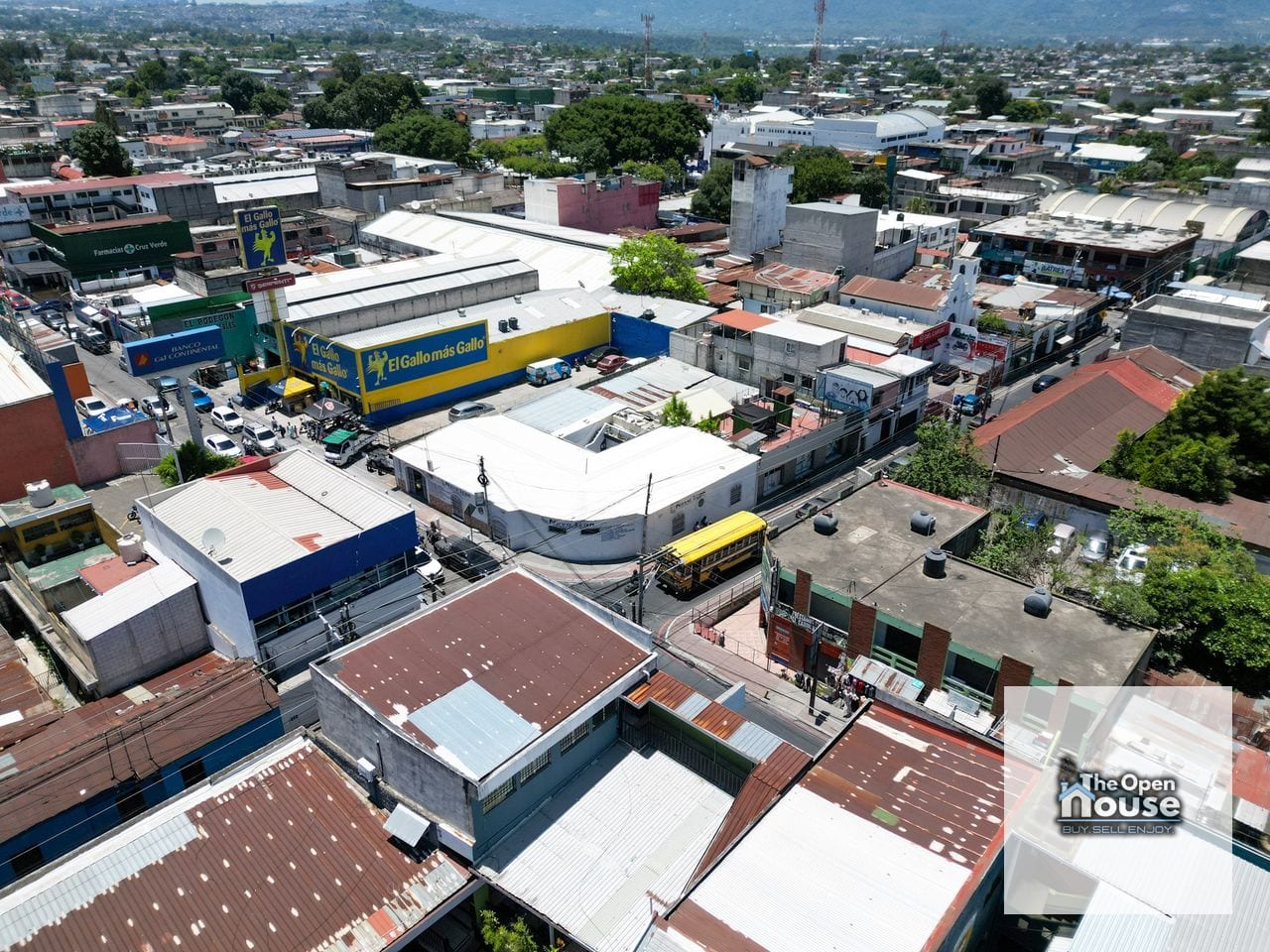 Propiedad Comercial en Renta sobre Calle Real de Villa Nueva — Local en Alquiler en Villa Nueva, Guatemala, Ciudad — foto 5 de 17