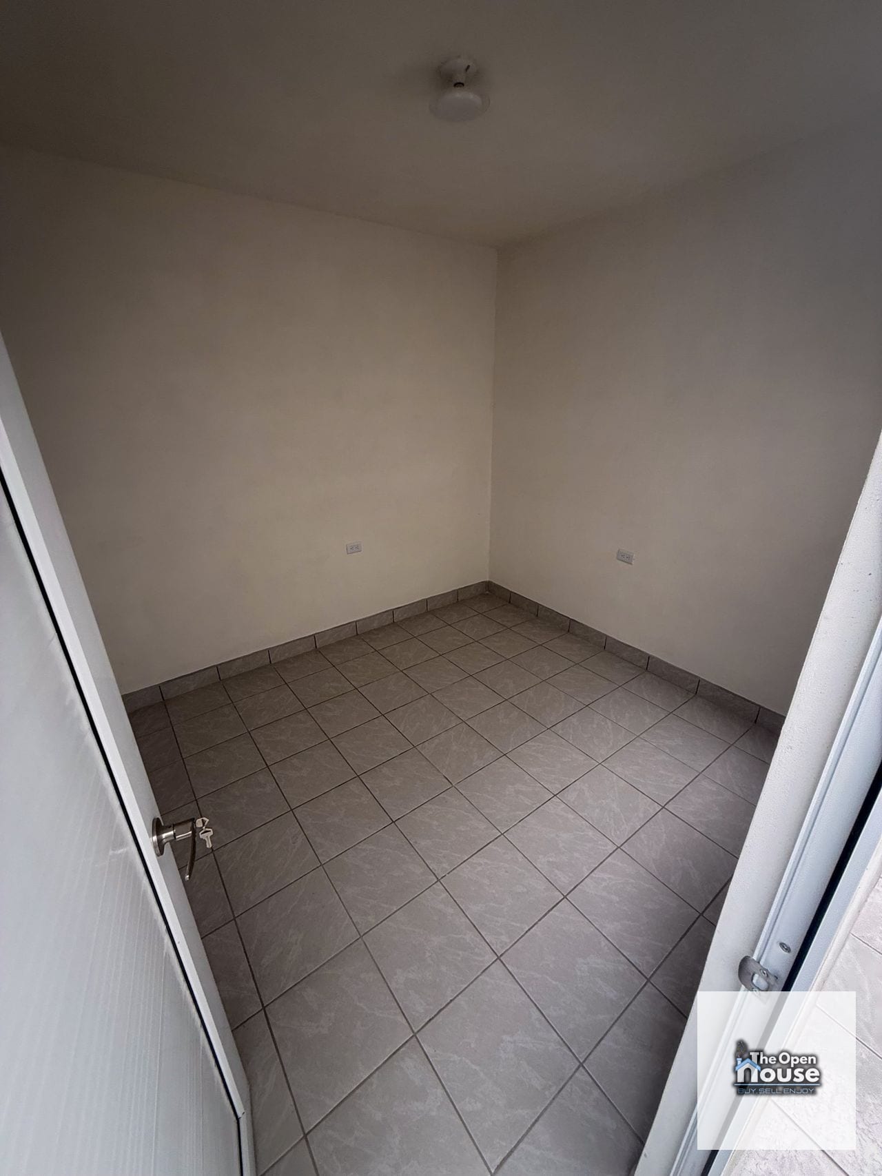 Propiedad Comercial en Renta sobre Calle Real de Villa Nueva — Local en Alquiler en Villa Nueva, Guatemala, Ciudad — foto 17 de 17
