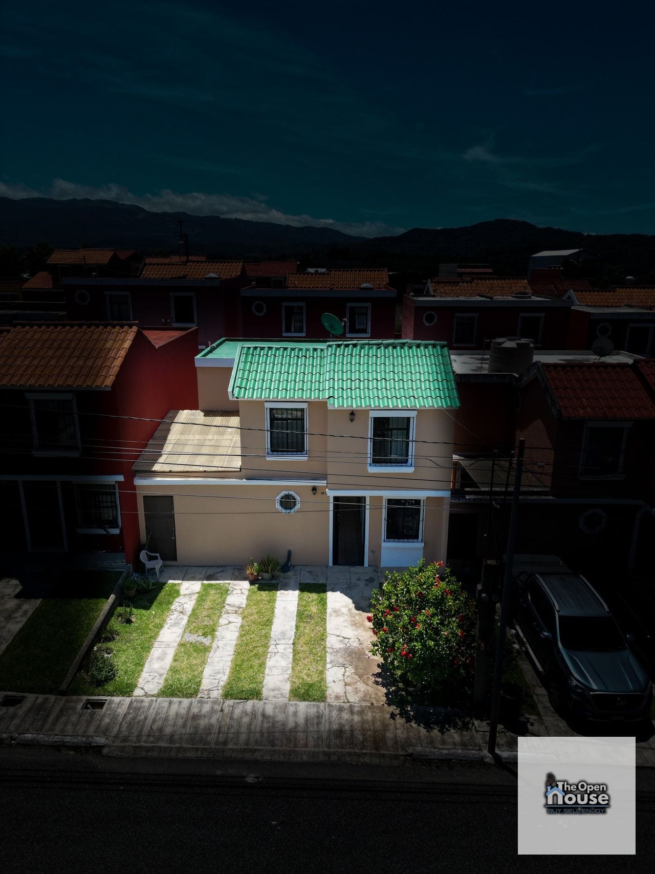 Casa en Venta – Residenciales San José, Sector Los Ángeles — Casa en Venta en San José Pinula, Guatemala, Ciudad — foto 1 de 17