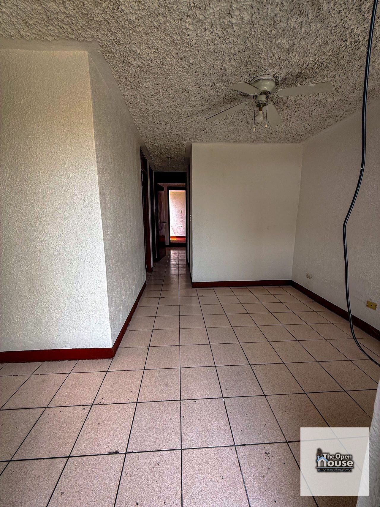 Cumbres de San Gabriel Villa Nueva zona 07 — Casa en Venta en Villa Nueva, Guatemala, Ciudad — foto 3 de 14