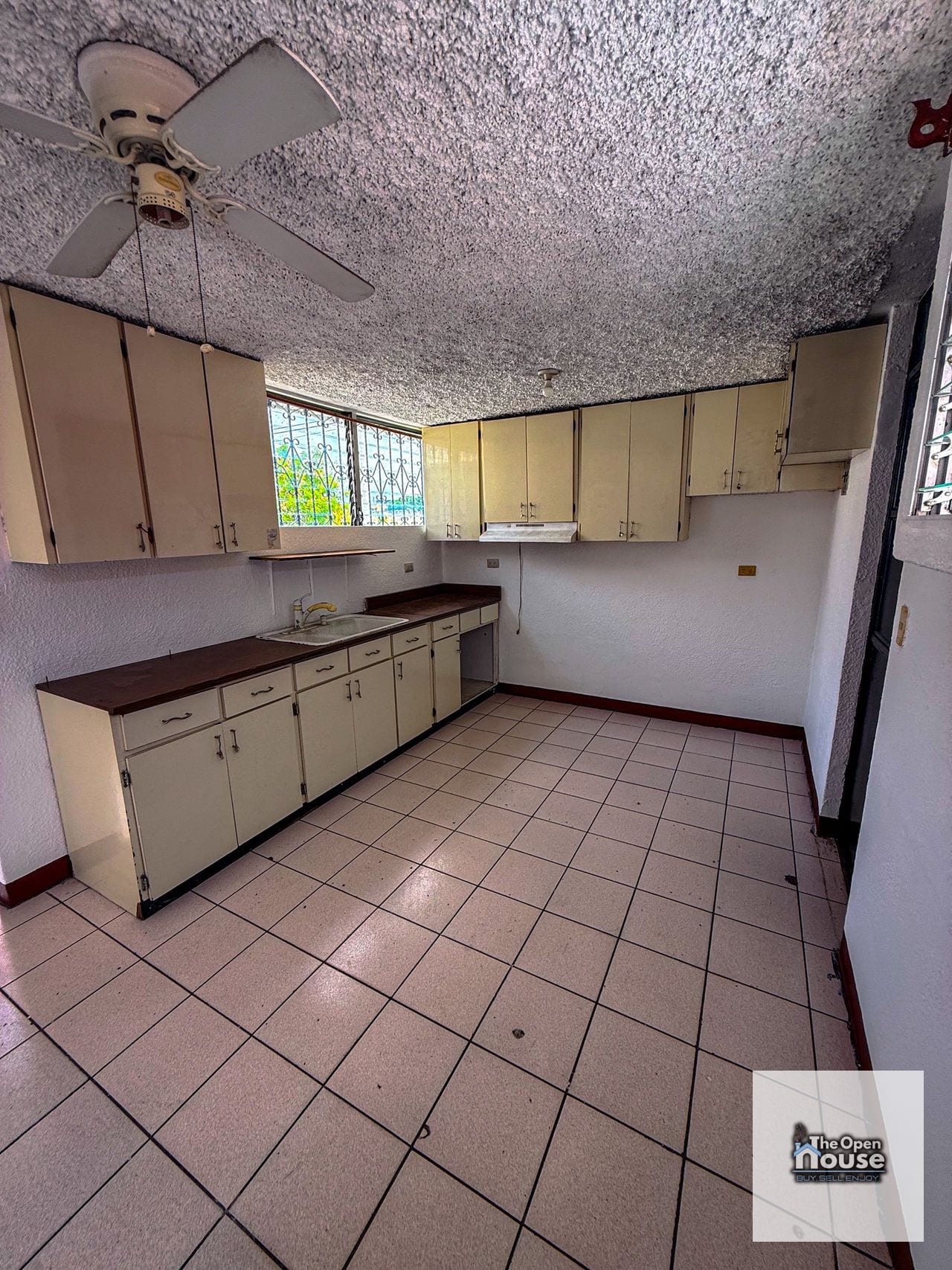 Cumbres de San Gabriel Villa Nueva zona 07 — Casa en Venta en Villa Nueva, Guatemala, Ciudad — foto 5 de 14