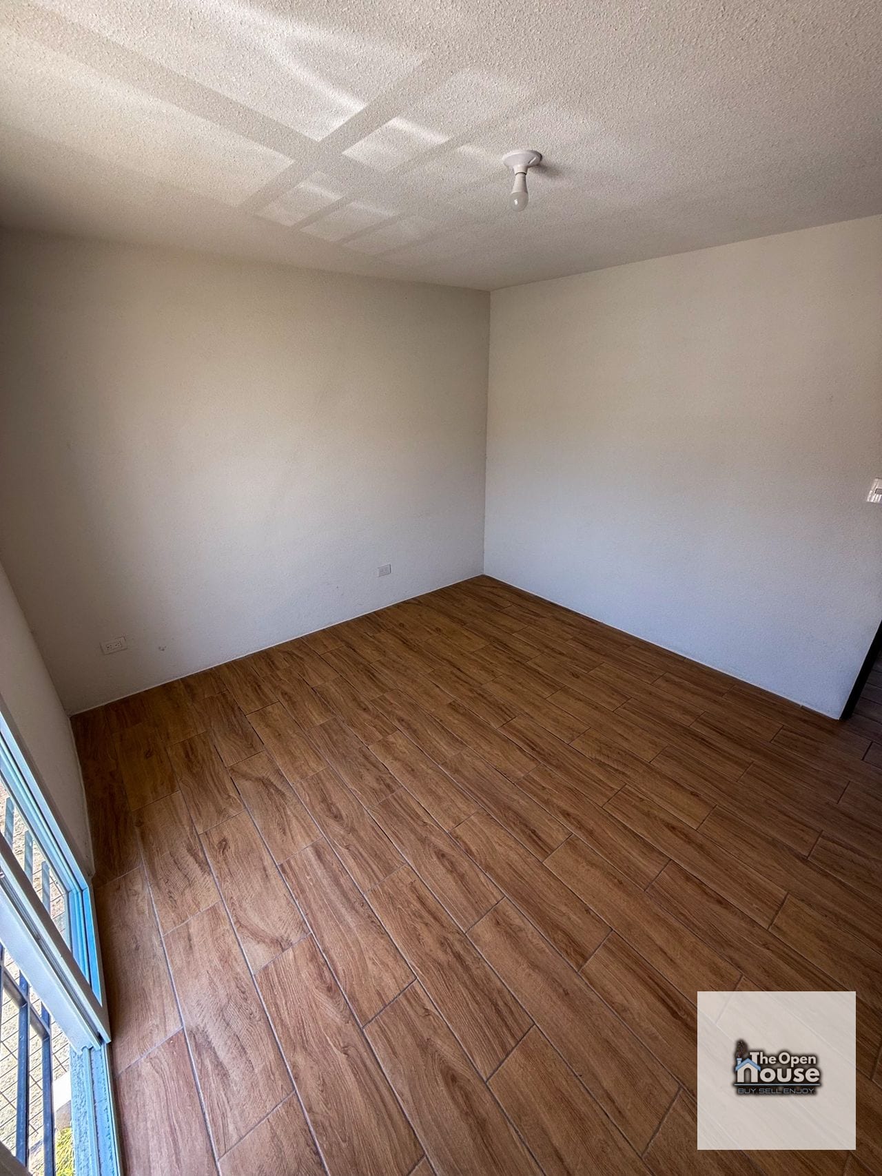 Condado San Rafael zona 18 — Casa en Venta en Zona 18, Guatemala, Ciudad — foto 11 de 17