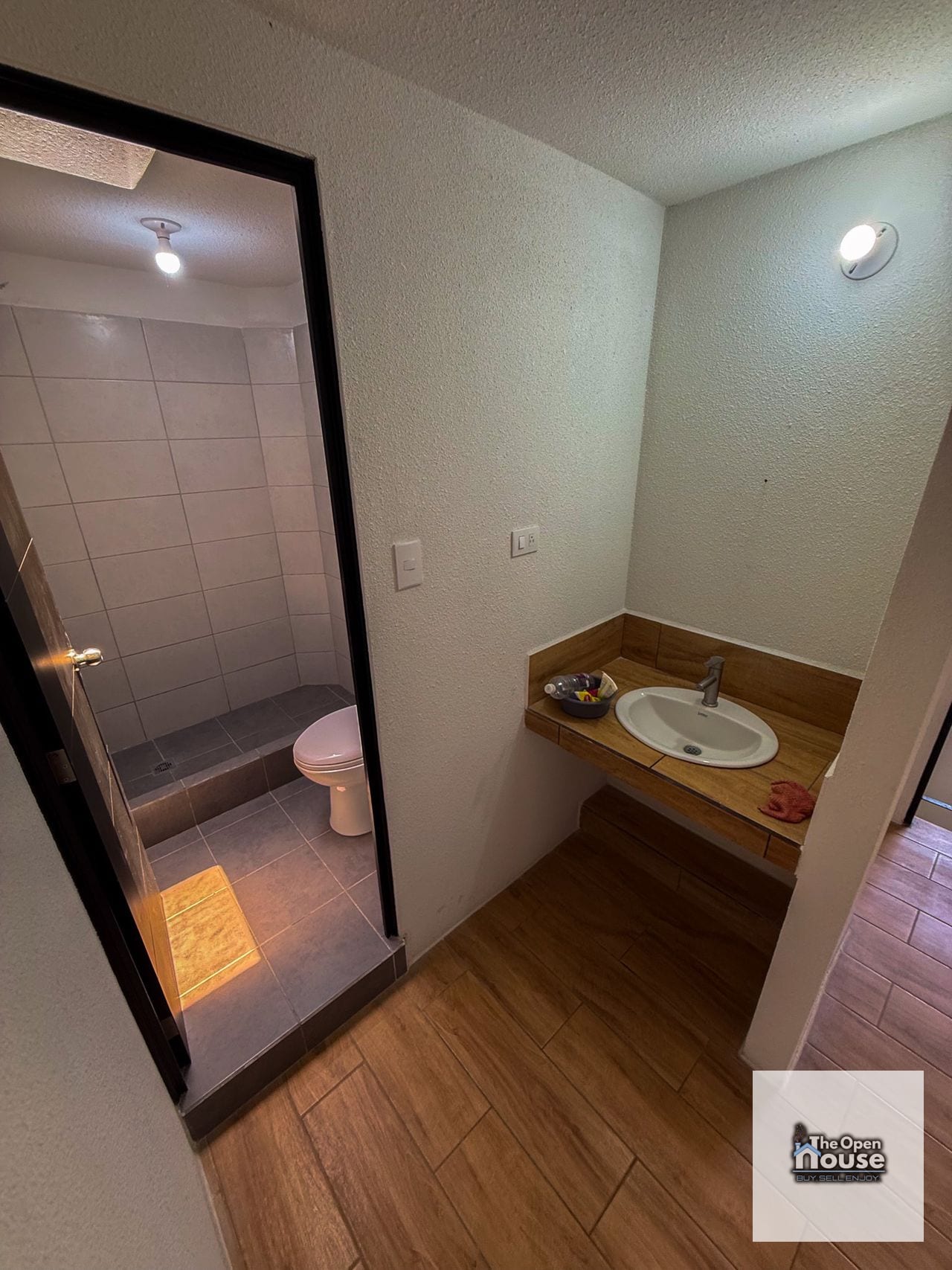 Condado San Rafael zona 18 — Casa en Venta en Zona 18, Guatemala, Ciudad — foto 16 de 17