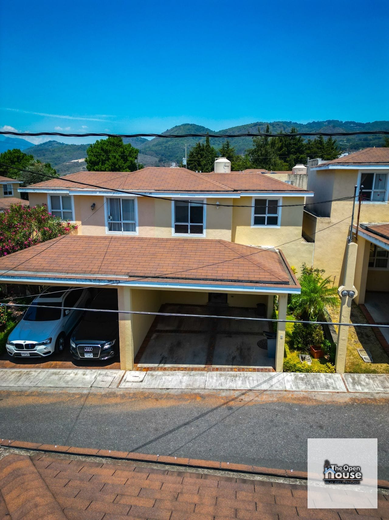 Residenciales El Mirador San Cristóbal Zona 8 — Casa en Alquiler en Zona 8, Guatemala, Ciudad — foto 2 de 17