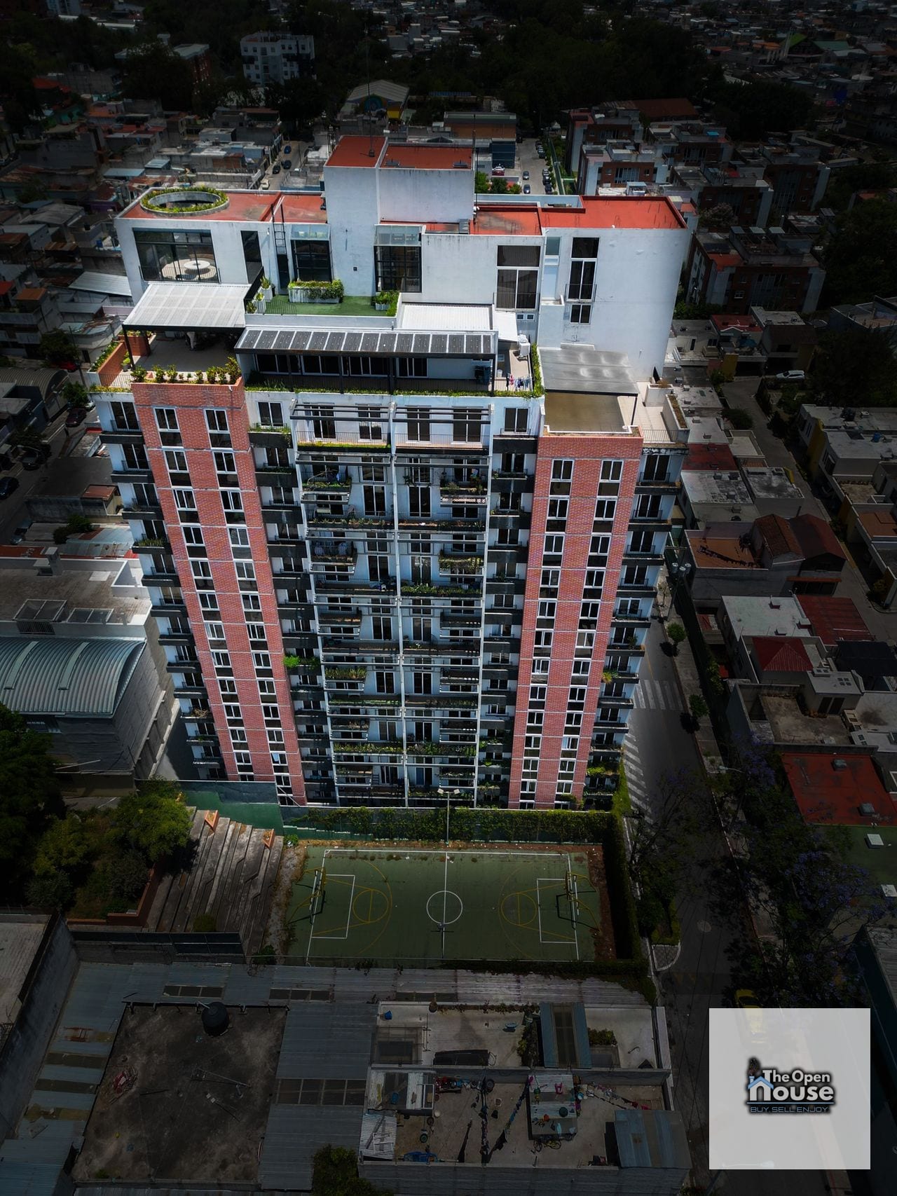 Penthouse en Renta – Edificio Roque | Zona 2, Ciudad de Guatemala — Apartamento en Alquiler en Edificio Roque, Zona 2, Guatemala, Ciudad — foto 2 de 17