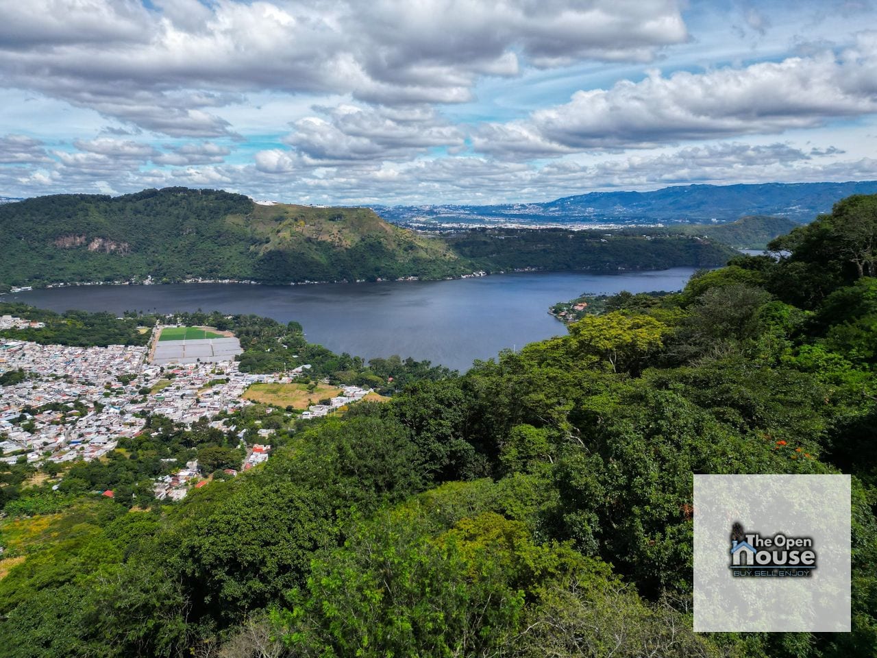20.57 Manzanas Con Vista Al Lago En Venta En Amatitlan — Terreno en Venta en Amatitlán, Guatemala, Ciudad — foto 66 de 68