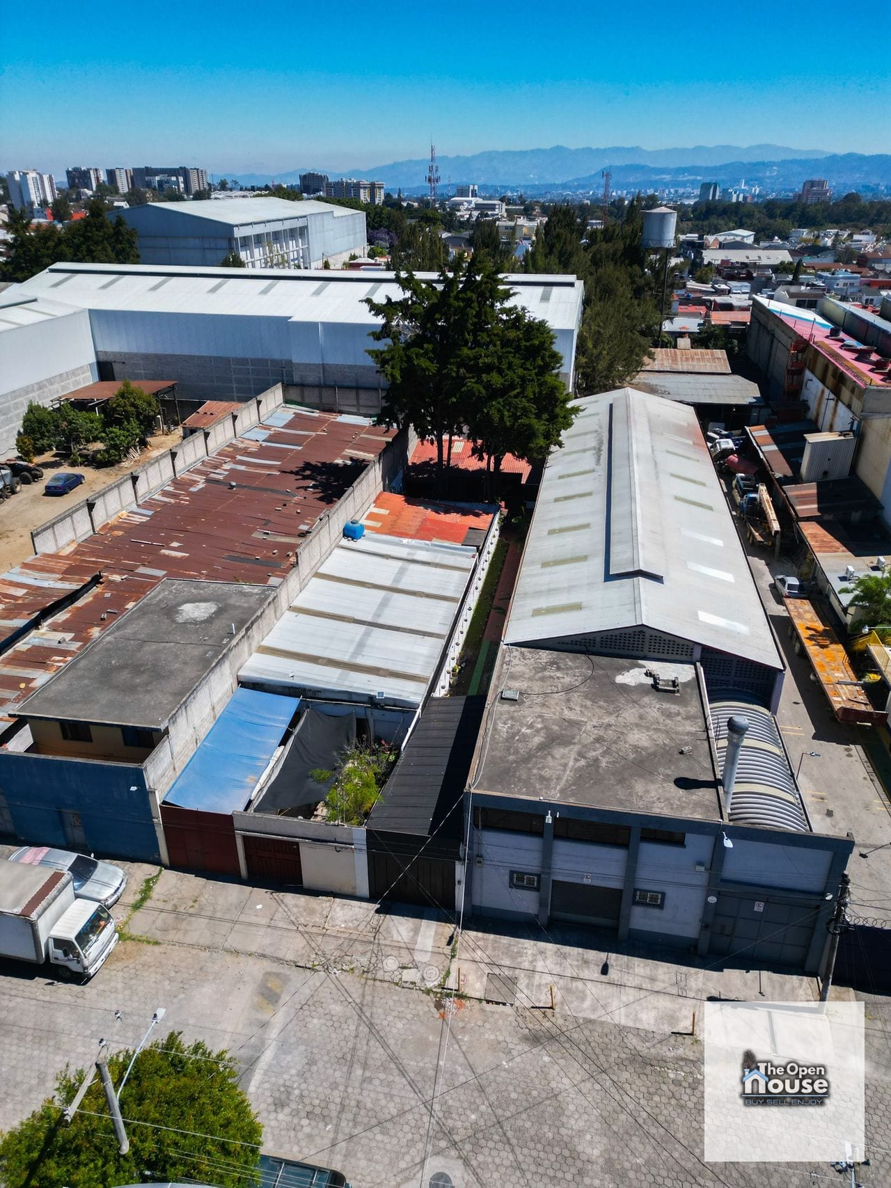 Casa en Venta - Colonia Alvarado zona 2 de Mixco — Casa en Venta en Zona 2 Mixco, Guatemala, Ciudad — foto 2 de 17