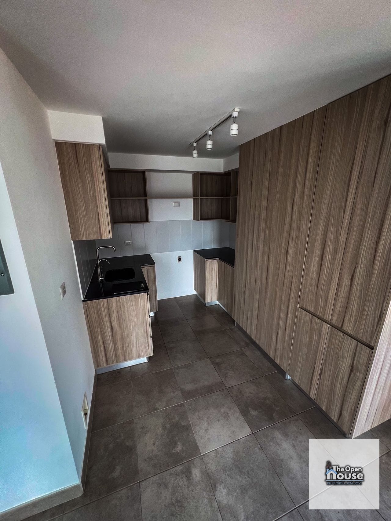 Apartamento en venta - Baldone Ciudad Nueva zona 2 de Guatemala — Apartamento en Venta en Baldone, Zona 2, Guatemala, Ciudad — foto 12 de 17