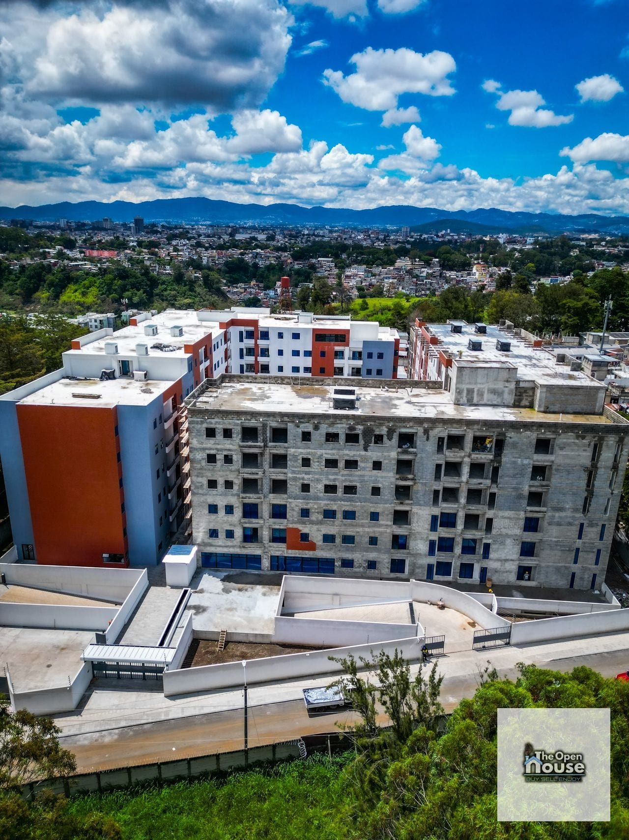 Apartamento en Renta en Torre Ilimani, Zona 17 — Apartamento en Alquiler en Zona 17, Guatemala, Ciudad — foto 1 de 17