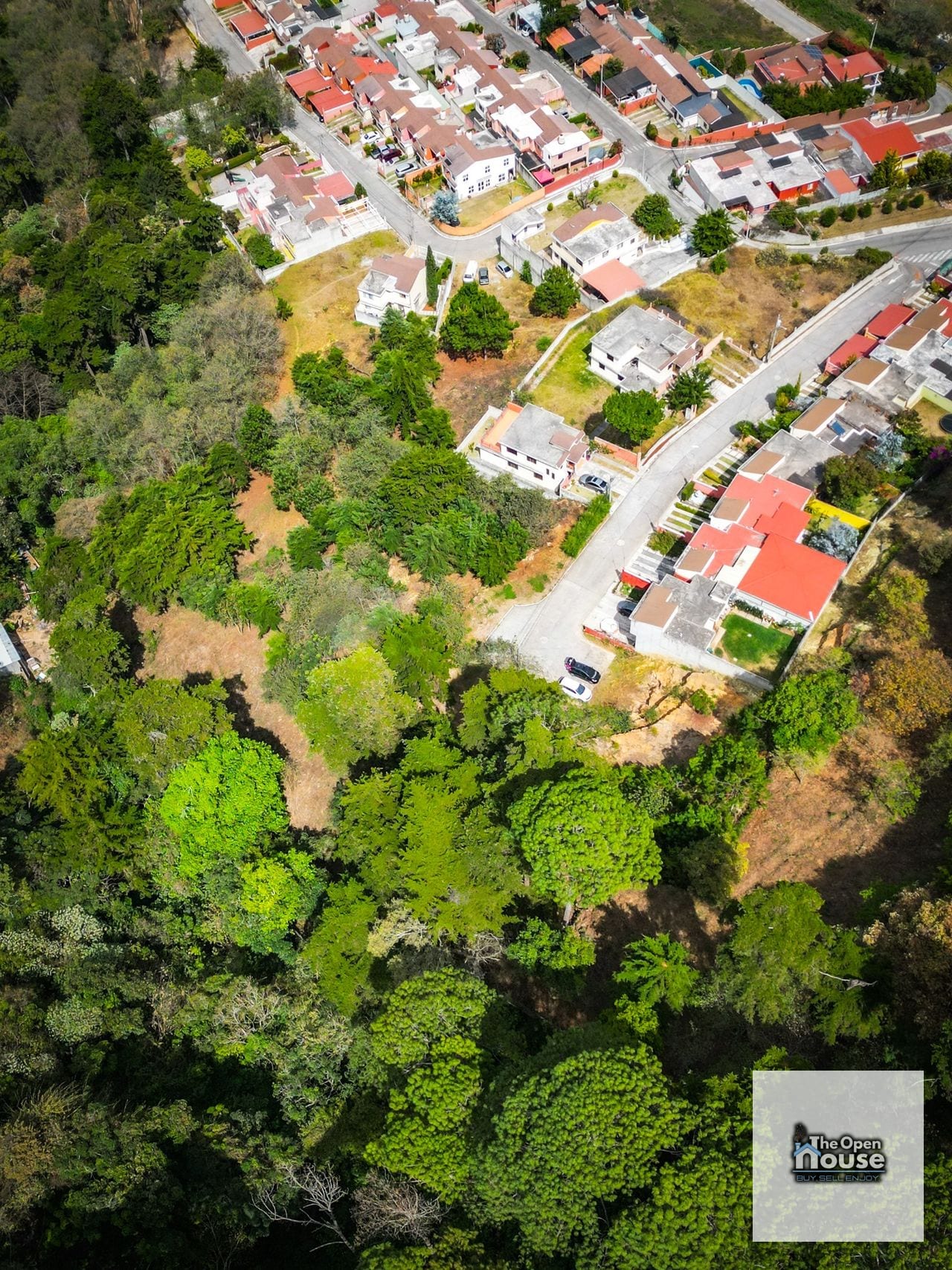 Venta Terreno en Bosques del Mirador Zona 6 de Mixco, Guatemala. — Terreno en Venta en Zona 6 Mixco, Guatemala, Ciudad — foto 9 de 17