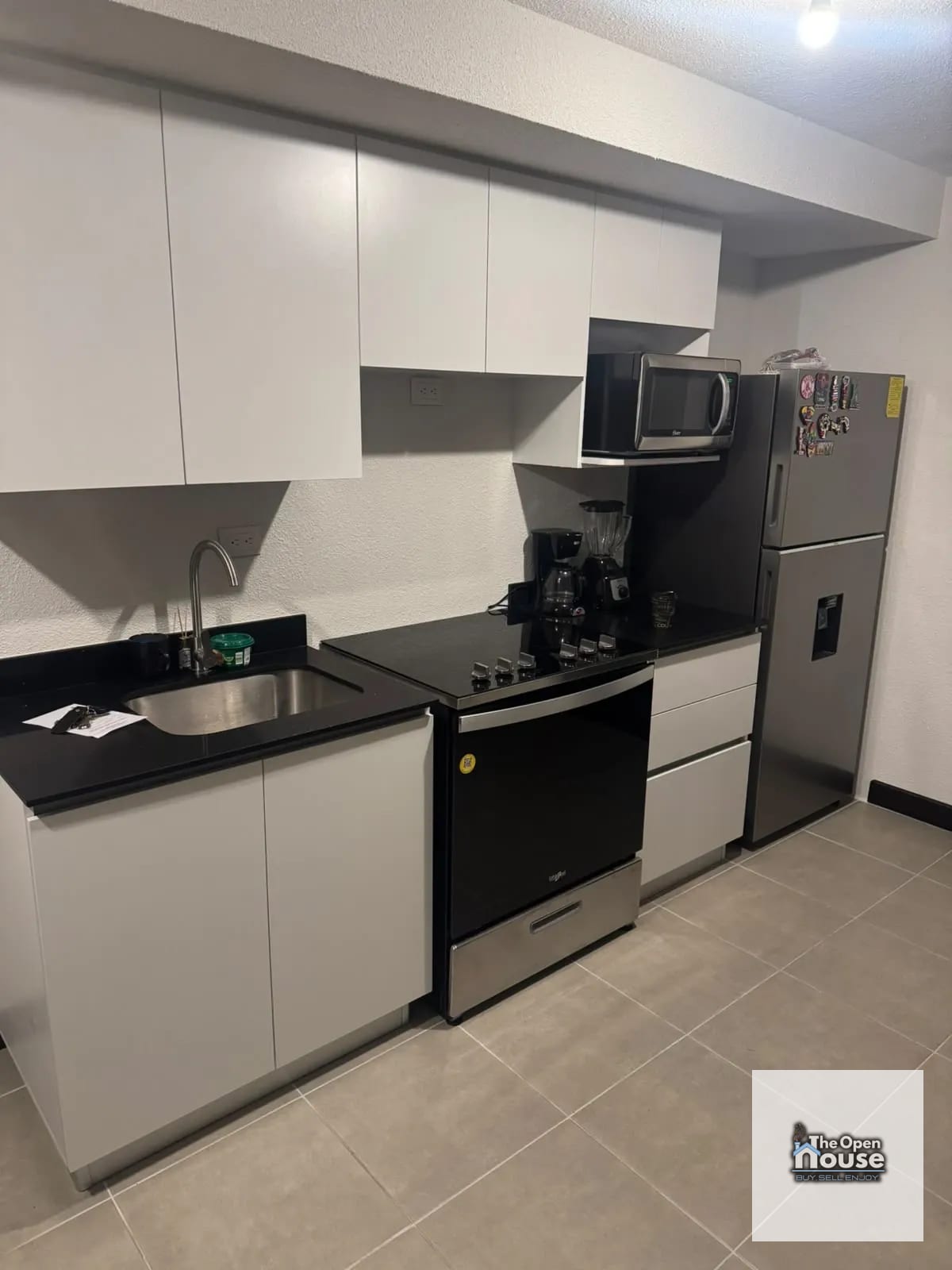 Apartamento Amueblado en Renta – Esenta, Zona 12 — Apartamento en Alquiler en Esenta, Zona 12, Guatemala, Ciudad — foto 14 de 16