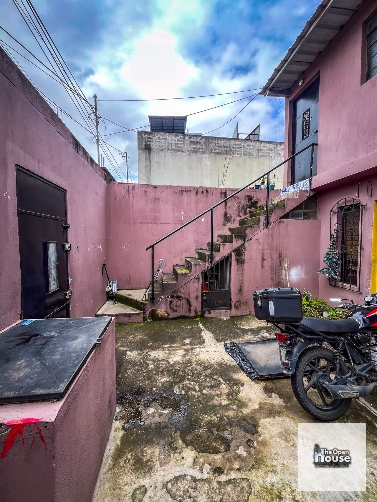 Propiedad de 4 Apartamentos en Venta – Zona 1 de Villa Nueva — Casa en Venta en Villa Nueva, Guatemala, Ciudad — foto 4 de 11