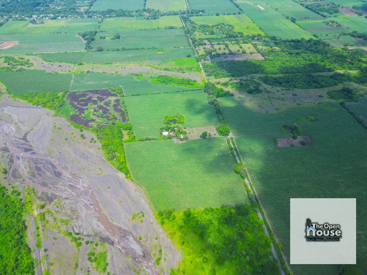 Finca Productiva en Venta Aldea - El Cajon Santa Lucia Cotzumalguapa — Finca en Venta en Santa Lucía Cotzumalguapa, Escuintla — foto 31 de 34