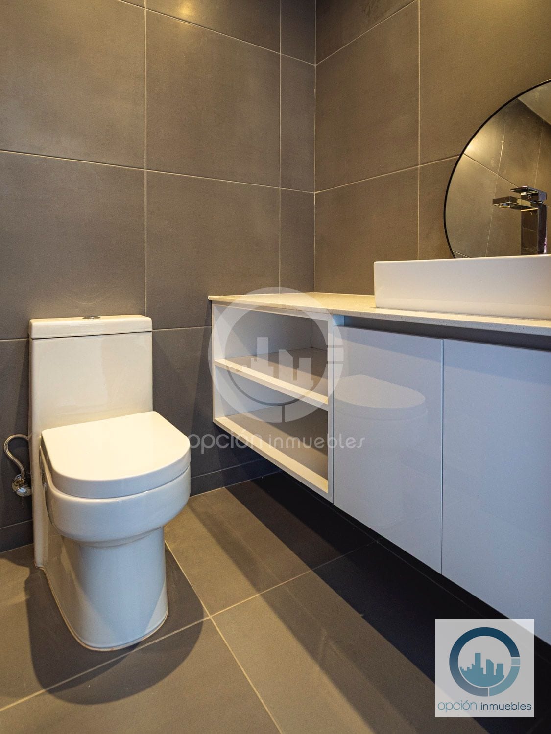 Apartamento amueblado de 2 habitaciones en edificio 21B+ — Apartamento en Alquiler en 21B+, Zona 15, Guatemala, Ciudad — foto 4 de 14