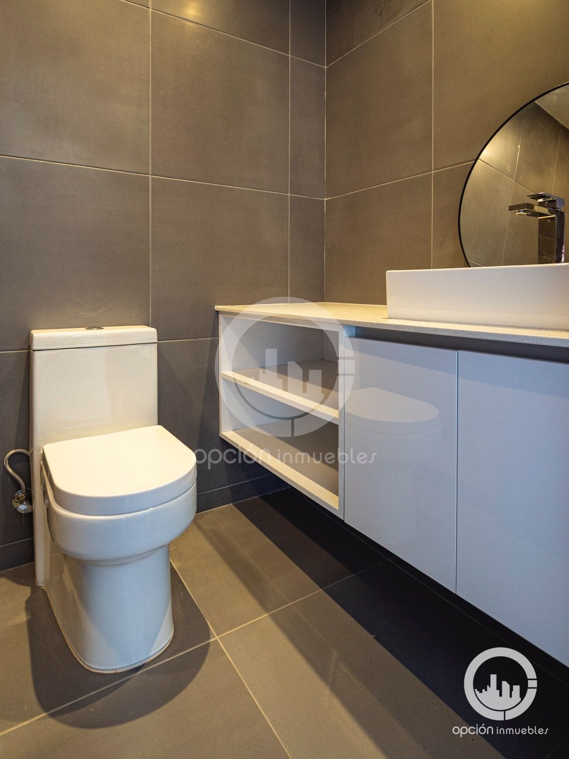 Apartamento de 2 habitaciones en edificio 21B+, zona 15 — Apartamento en Alquiler en 21B+, Zona 15, Guatemala, Ciudad — foto 4 de 14
