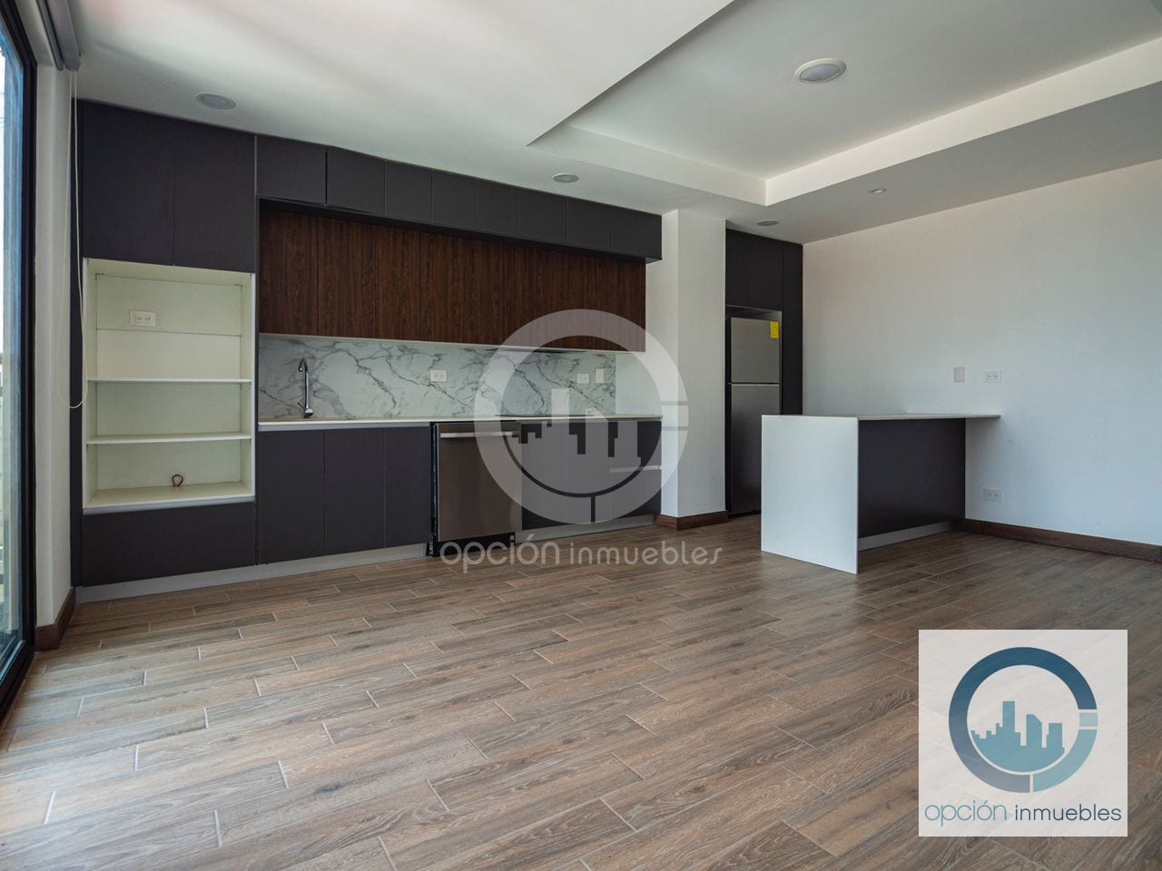 Apartamento amueblado de 2 habitaciones en edificio 21B+ — Apartamento en Alquiler en 21B+, Zona 15, Guatemala, Ciudad — foto 2 de 14
