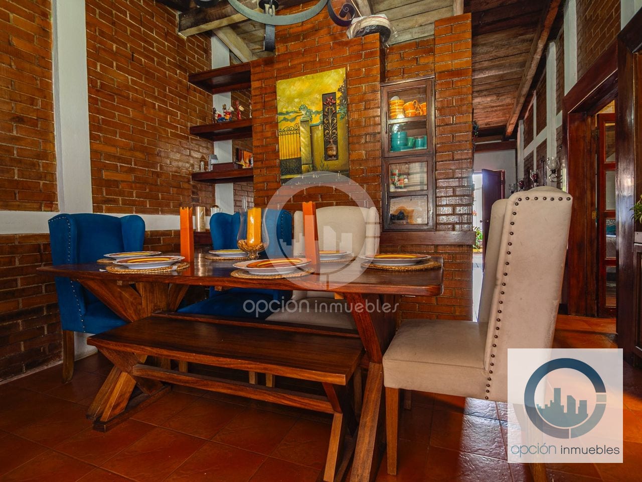 Casa de 4 habitaciones y jardín en colonia Alvarado, zona 2 de Mixco — Casa en Venta en Zona 2 Mixco, Guatemala, Ciudad — foto 3 de 11