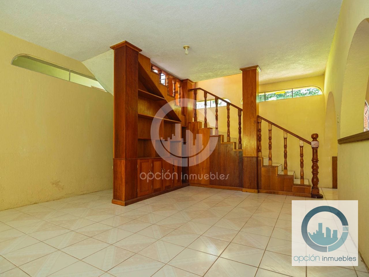 Granja con casa de 4 habitaciones y amplio terreno en San Lucas, Sac. — Casa en Venta en San Lucas Sacatepéquez, Sacatepéquez — foto 7 de 14