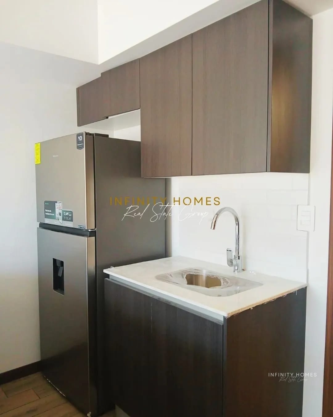 APARTAMENTO EN RENTA INARA Cuatro Norte — Torre Sara, Zona 4 — Apartamento en Alquiler en Inara Cuatro Norte, Zona 4, Guatemala, Ciudad — foto 8 de 15