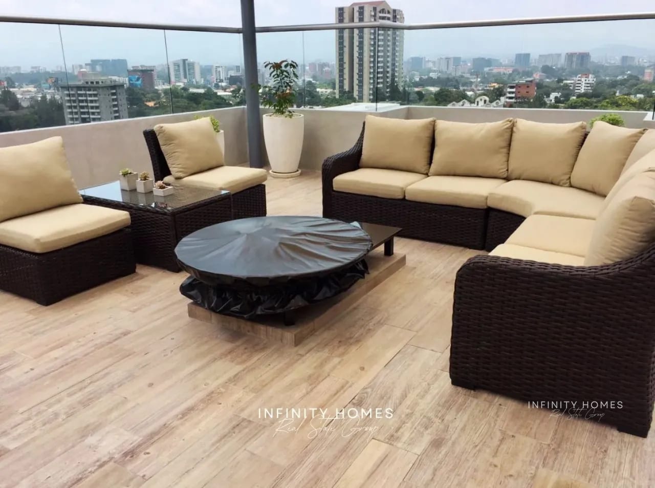 APARTAMENTO EN RENTA Vista Hermosa 2 — NU Zona 15 - Image 2