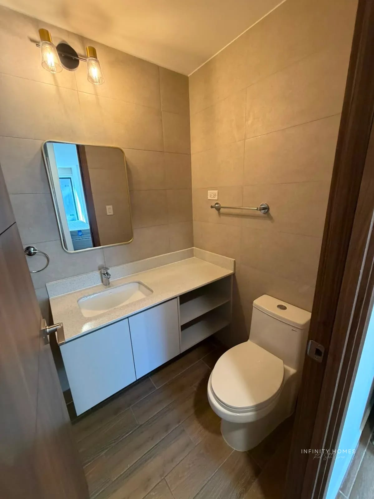 APARTAMENTO EN RENTA | PARQUE 14 Zona 14, Ciudad de Guatemala — Apartamento en Alquiler en Parque 14, Zona 14, Guatemala, Ciudad — foto 3 de 11