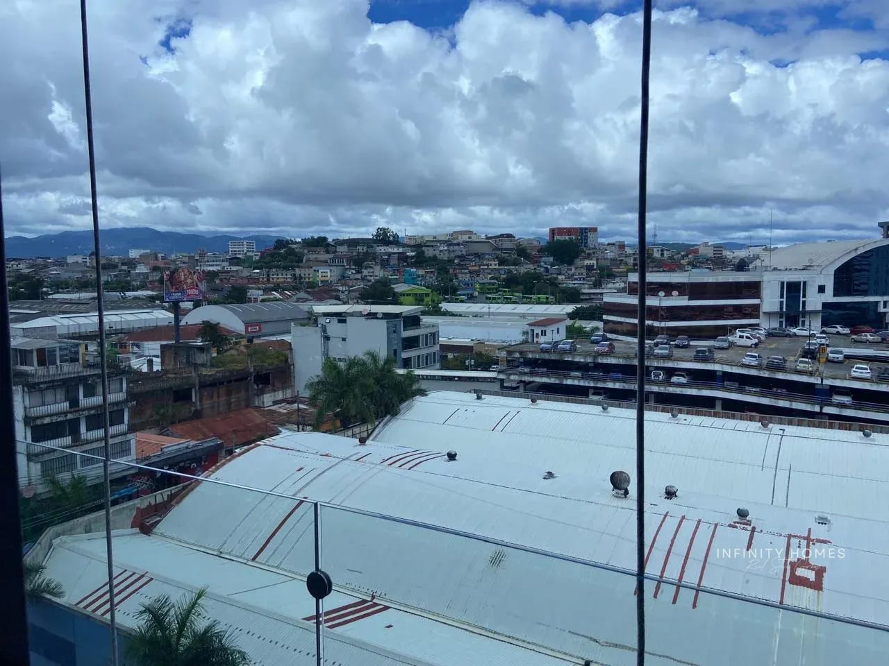 APARTAMENTO EN RENTA Edificio Séptimo — Zona 4 — Apartamento en Alquiler en Séptimo, Zona 4, Guatemala, Ciudad — foto 6 de 9