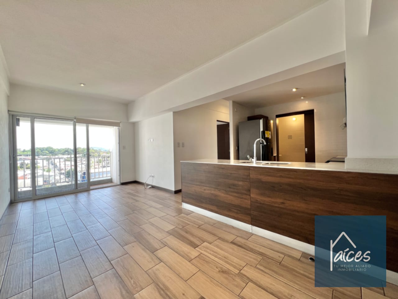 Apartamento en Renta TORRE PAMPLONA 1a CALLE Zona 13 (D) — Apartamento en Alquiler en Torre Pamplona 1ra Calle, Zona 13, Guatemala, Ciudad — foto 8 de 17