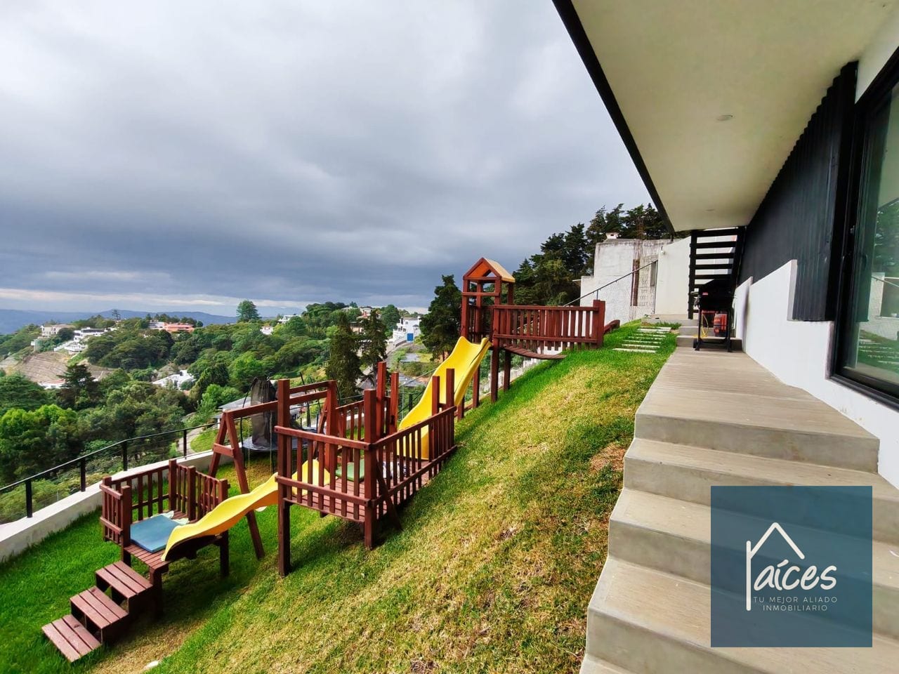 Casa en venta CAES Km. 9.5 ALTOS DE MONTEBELLO (*20) — Casa en Venta en Carretera a El Salvador, Guatemala, Ciudad — foto 6 de 10