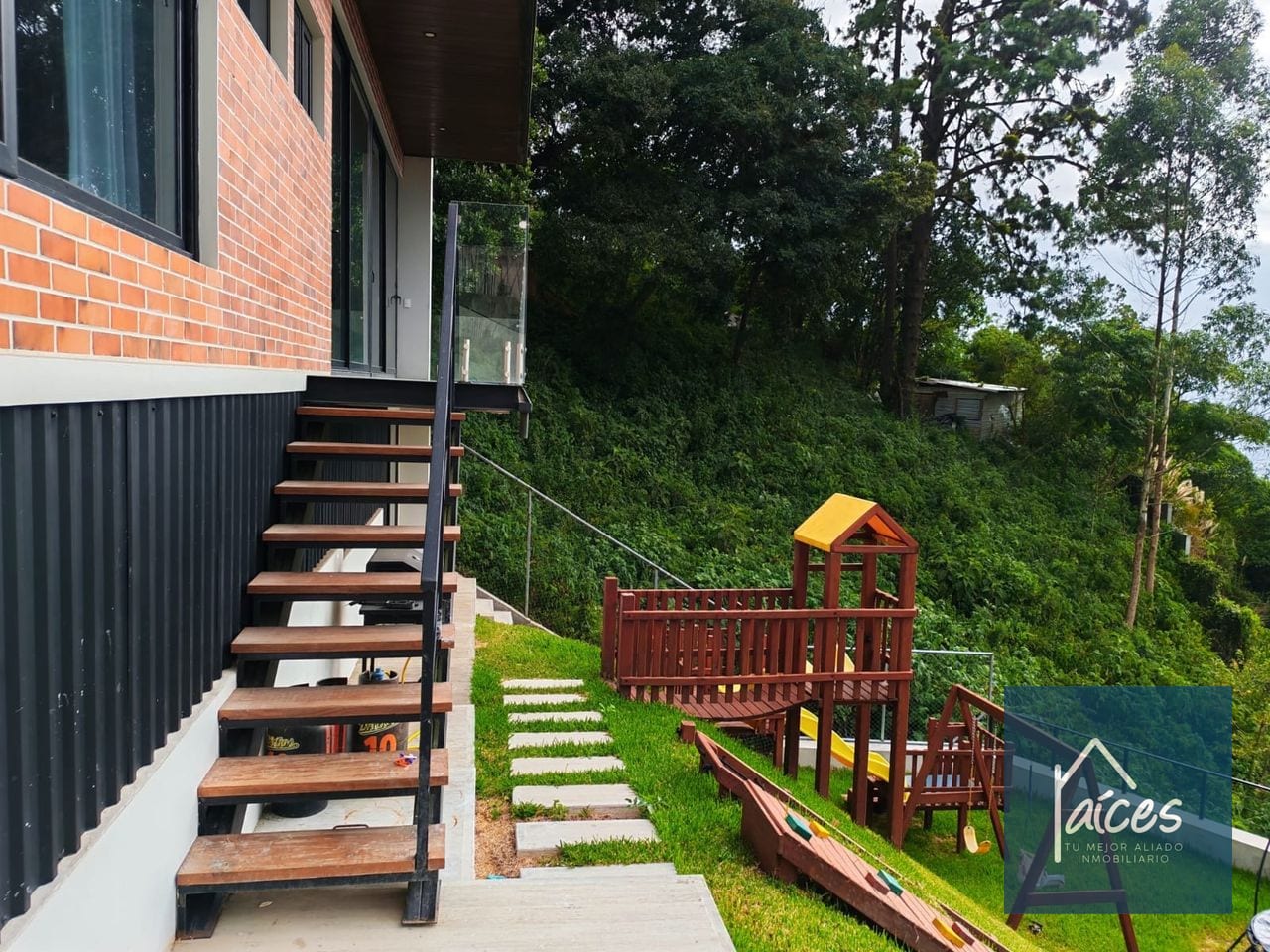 Casa en venta CAES Km. 9.5 ALTOS DE MONTEBELLO (*20) — Casa en Venta en Carretera a El Salvador, Guatemala, Ciudad — foto 8 de 10