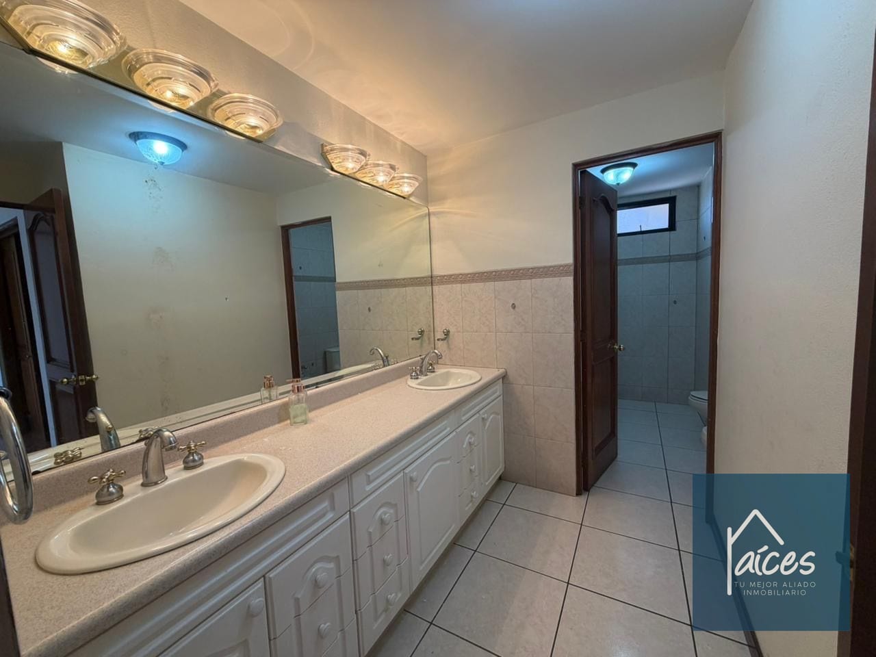 Apartamento en venta TORRE CASTELAR Zona 10 (*20) — Apartamento en Venta en Torre Castelar, Zona 10, Guatemala, Ciudad — foto 11 de 11