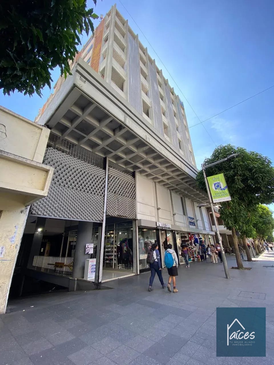Renta Oficinas Paseo de la Sexta zona 1 — Oficina en Alquiler en Zona 1, Guatemala, Ciudad — foto 1 de 5