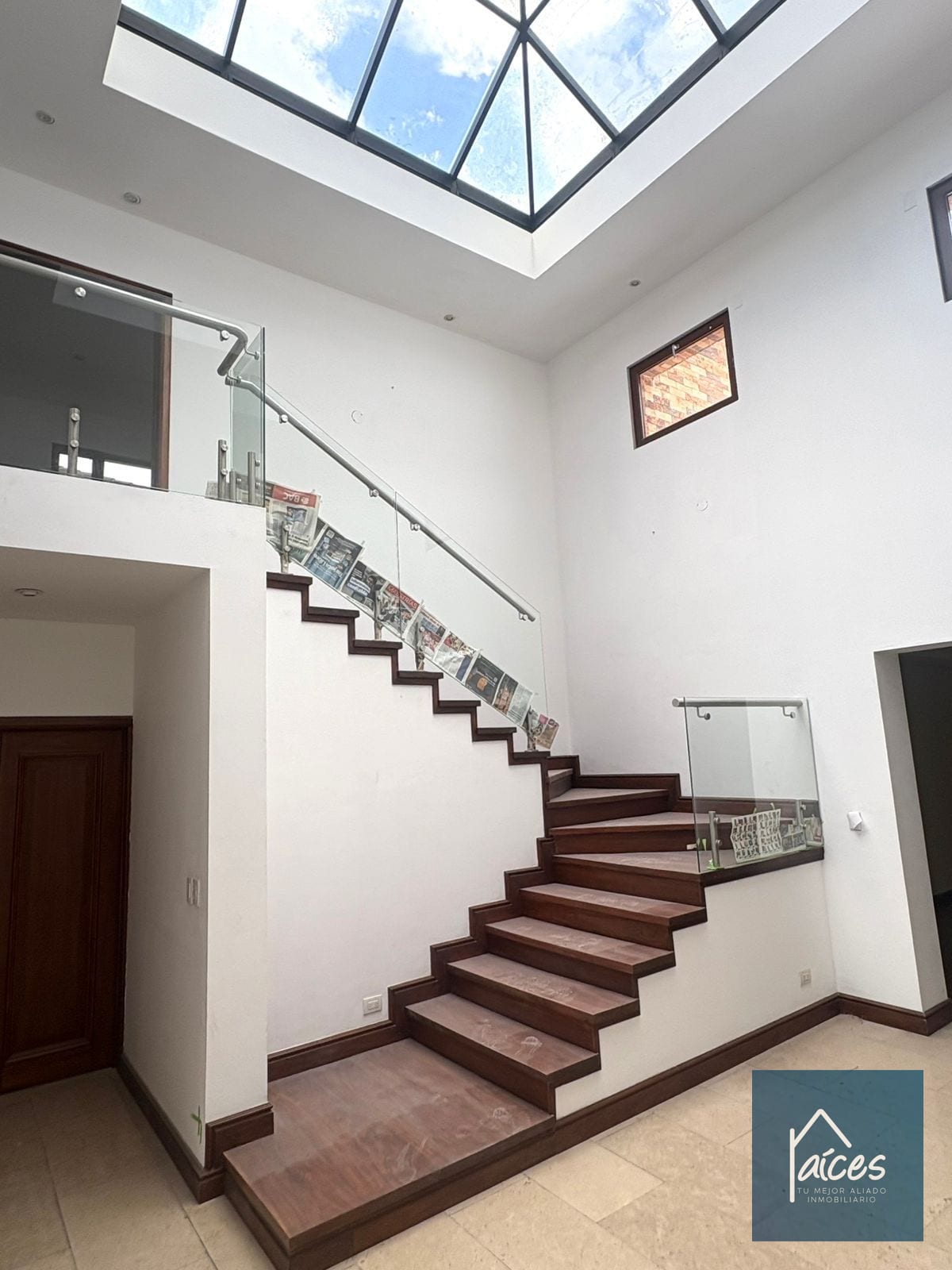 Casa en venta CLIB SAN ISIDRO Zona 16 (*20) — Casa en Venta en Zona 16, Guatemala, Ciudad — foto 4 de 17
