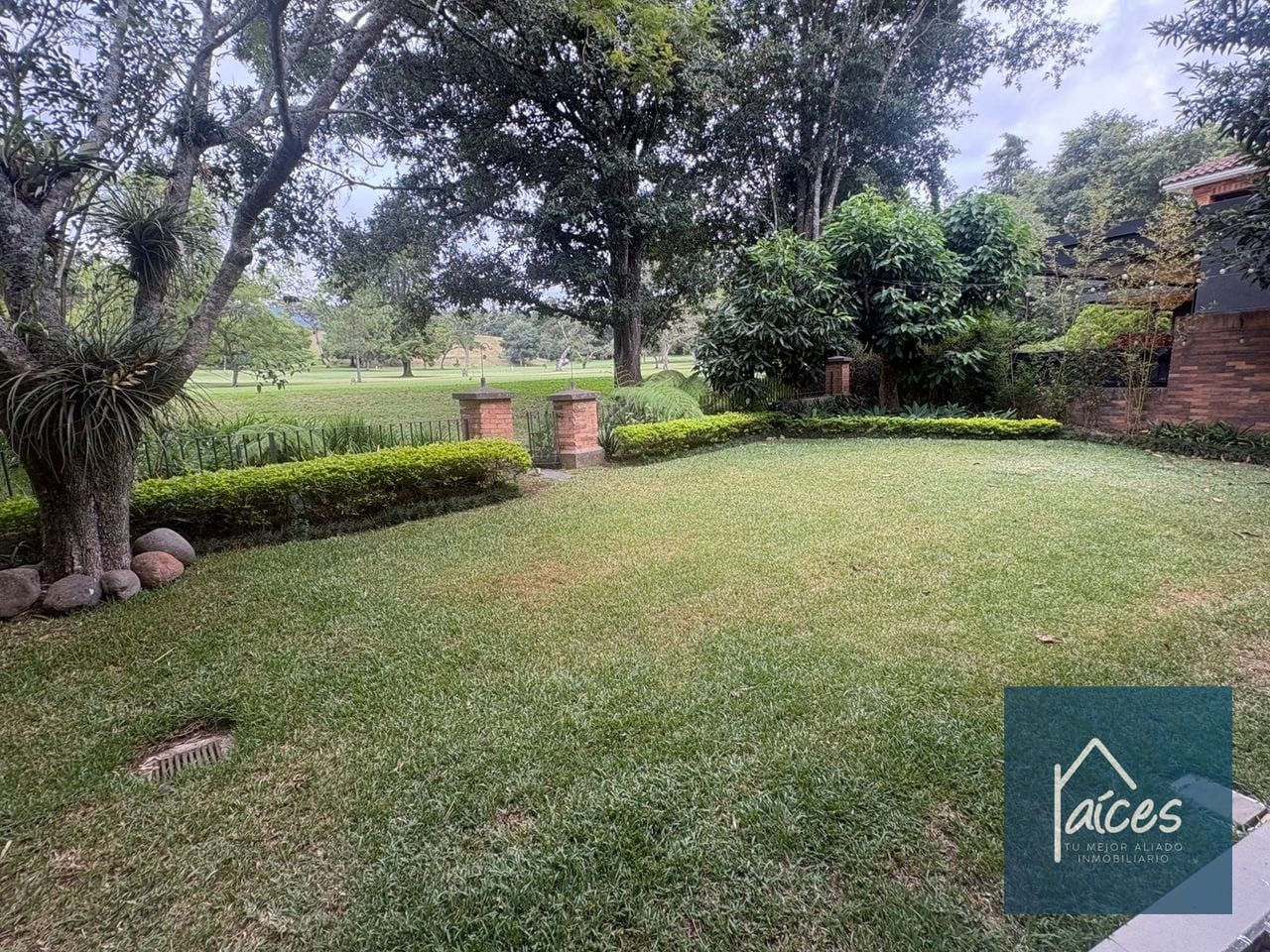 Casa en venta CLIB SAN ISIDRO Zona 16 (*20) — Casa en Venta en Zona 16, Guatemala, Ciudad — foto 14 de 17