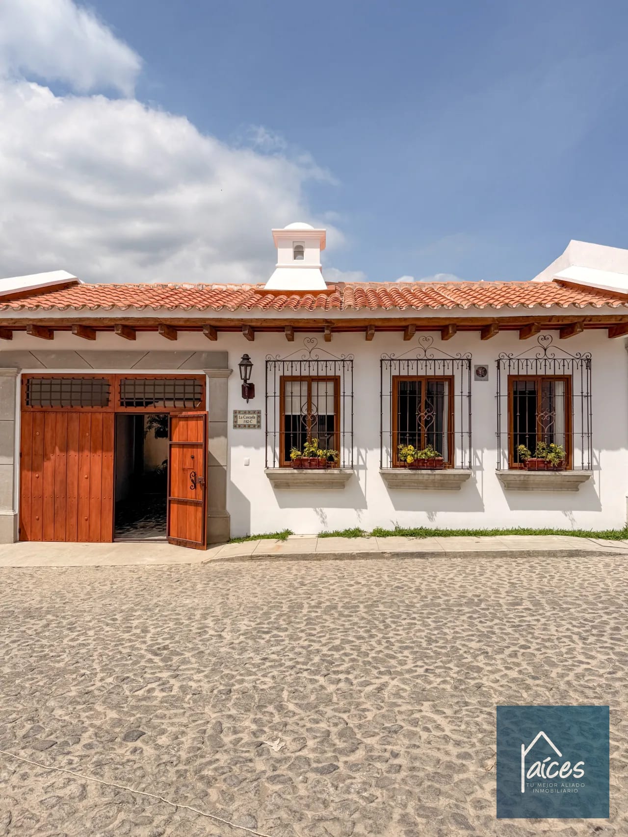 Casa en Venta Colibri A-1 Los Franciscanos (D) — Casa en Venta en Antigua, Sacatepéquez — foto 1 de 17