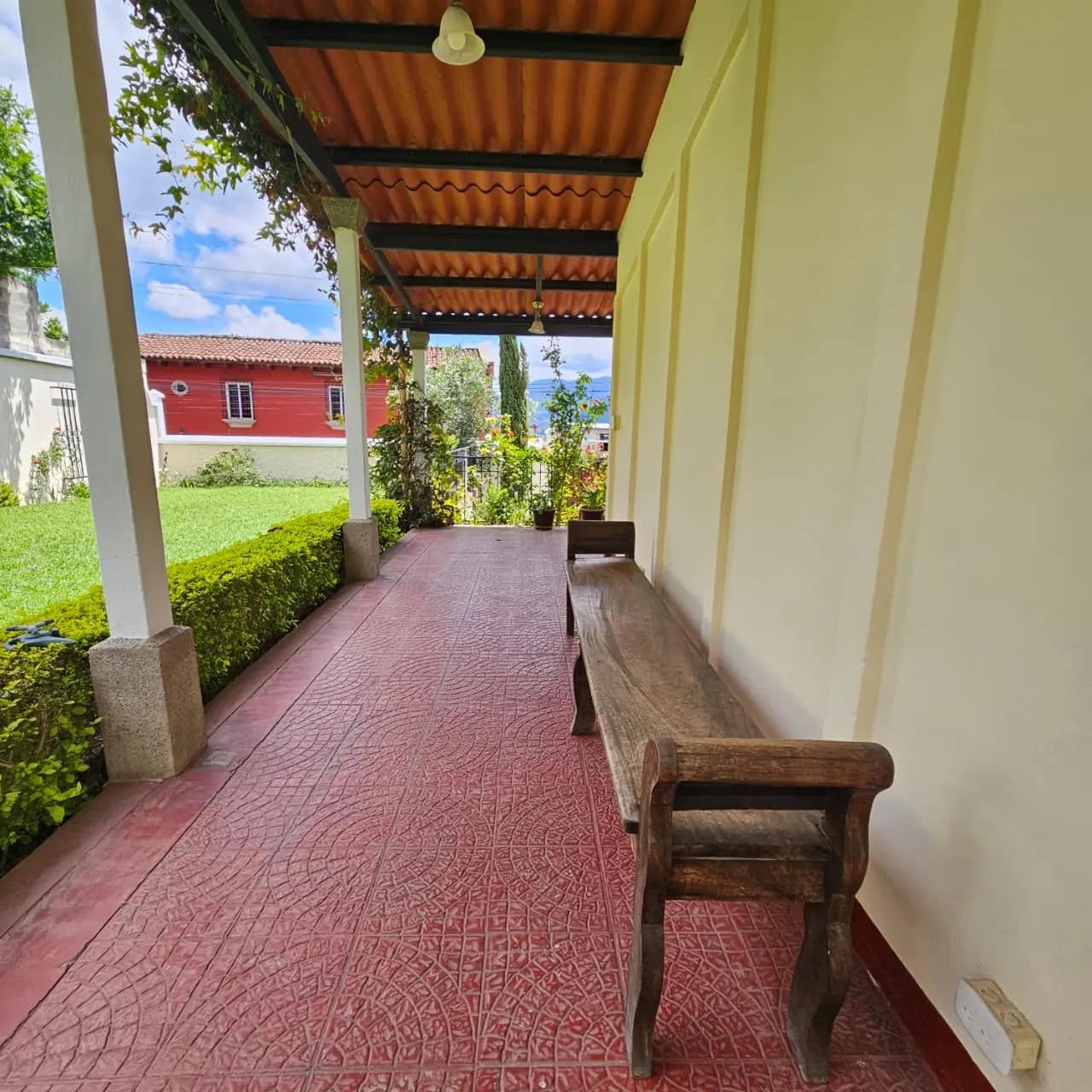 Hermosa Propiedad Amueblada en San Juan del Obispo — Casa en Alquiler en Antigua, Sacatepéquez — foto 3 de 5
