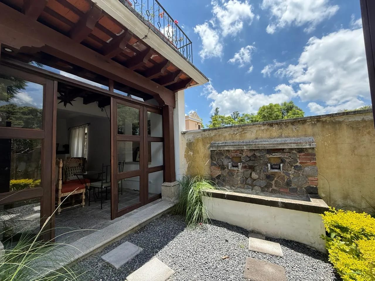 Apartamento Amueblado en Alquiler a Solo 4KM de Antigua Guatemala — Apartamento en Alquiler en Ciudad Vieja, Sacatepéquez — foto 4 de 4