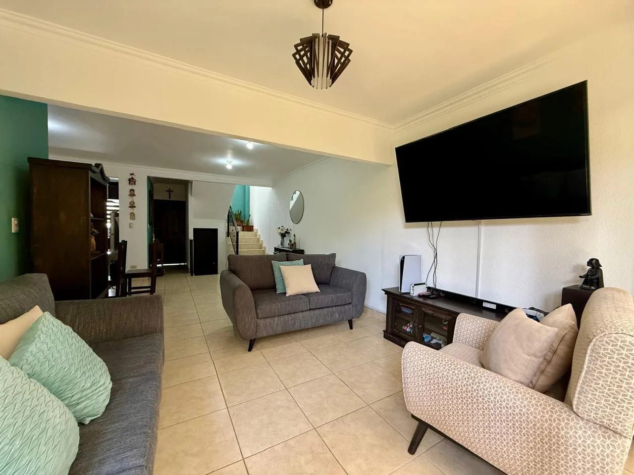 Casa de Esquina en Venta / Residenciales Santana Gardens, Chimaltenang — Casa en Venta en Chimaltenango, Chimaltenango — foto 3 de 5