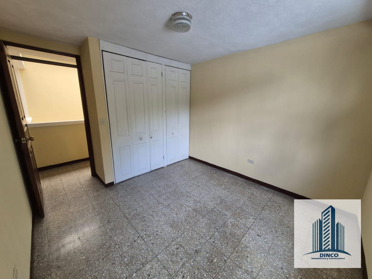 Vendo Casa Colonia Jardines de Tikal 1 Zona 7 — Casa en Venta en Zona 7, Guatemala, Ciudad — foto 8 de 8