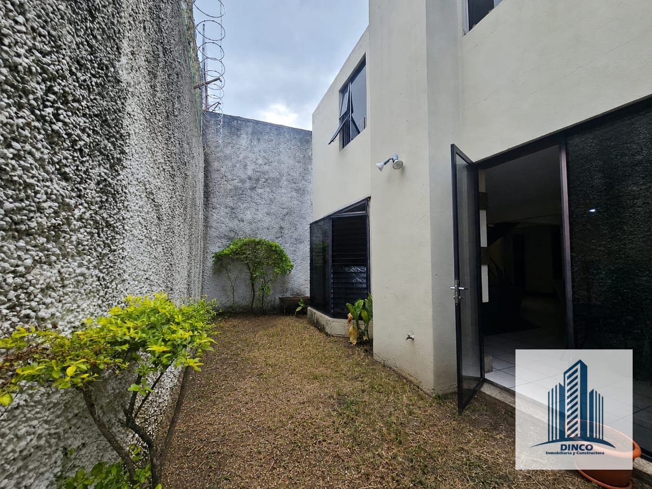 Vendo Casa Dentro de Condomino en Las Charcas Z.11 — Casa en Venta en Zona 11, Guatemala, Ciudad — foto 6 de 6