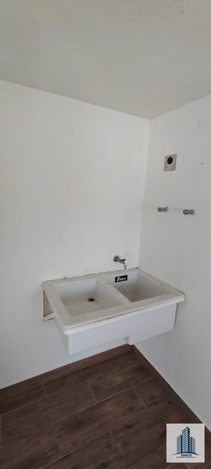 Vendo Casa en Condominio Serena Arrazola — Casa en Venta en Carretera a El Salvador, Guatemala, Ciudad — foto 3 de 9