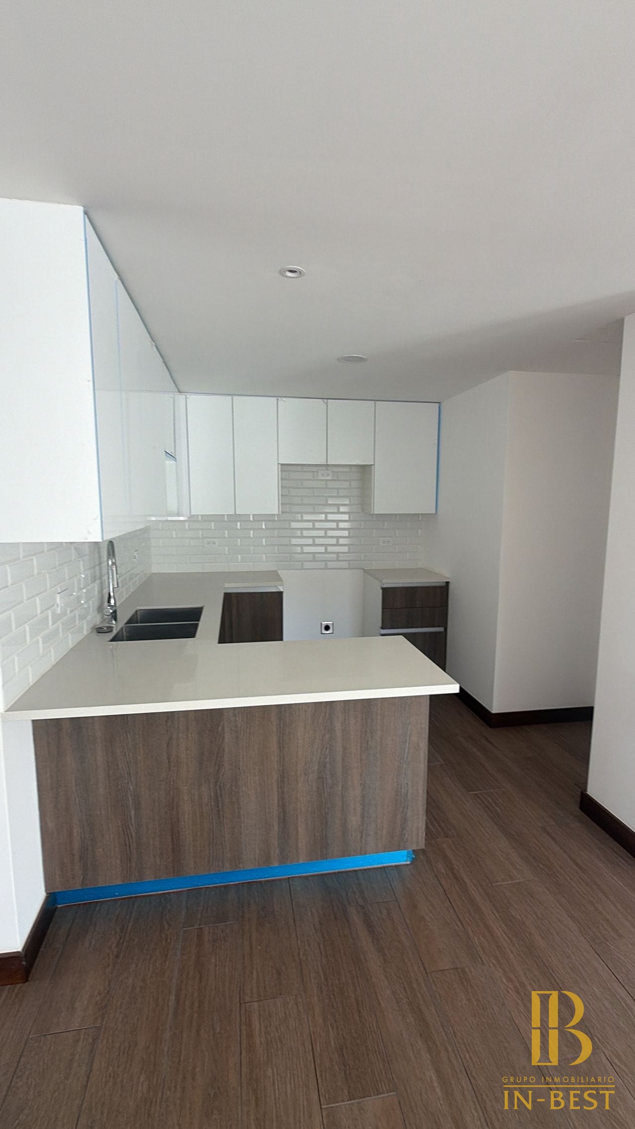 NARU16 — Apartamento en Venta en Zona 16, Guatemala, Ciudad — foto 2 de 9