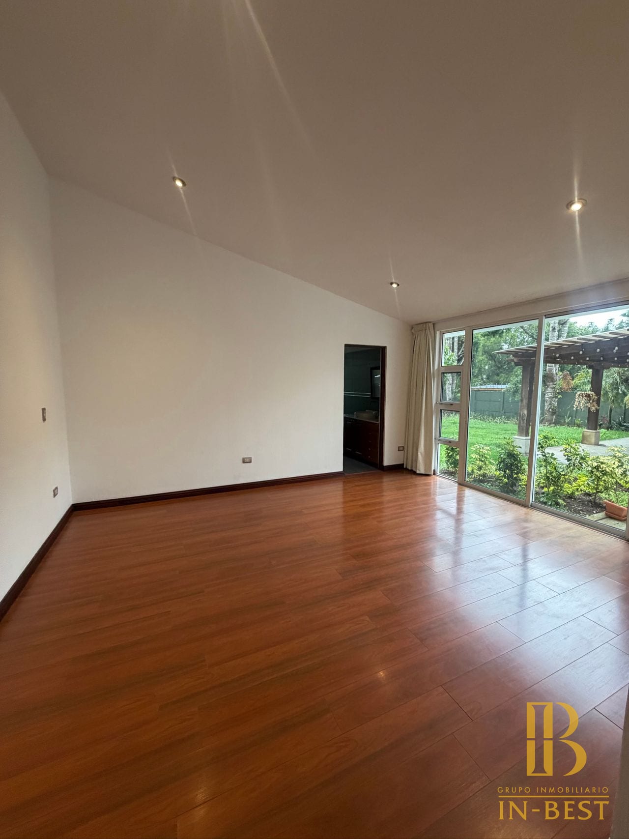 Las Cumbres Zona 16 — Casa en Venta en Las Cumbres, Zona 16, Guatemala, Ciudad — foto 10 de 17