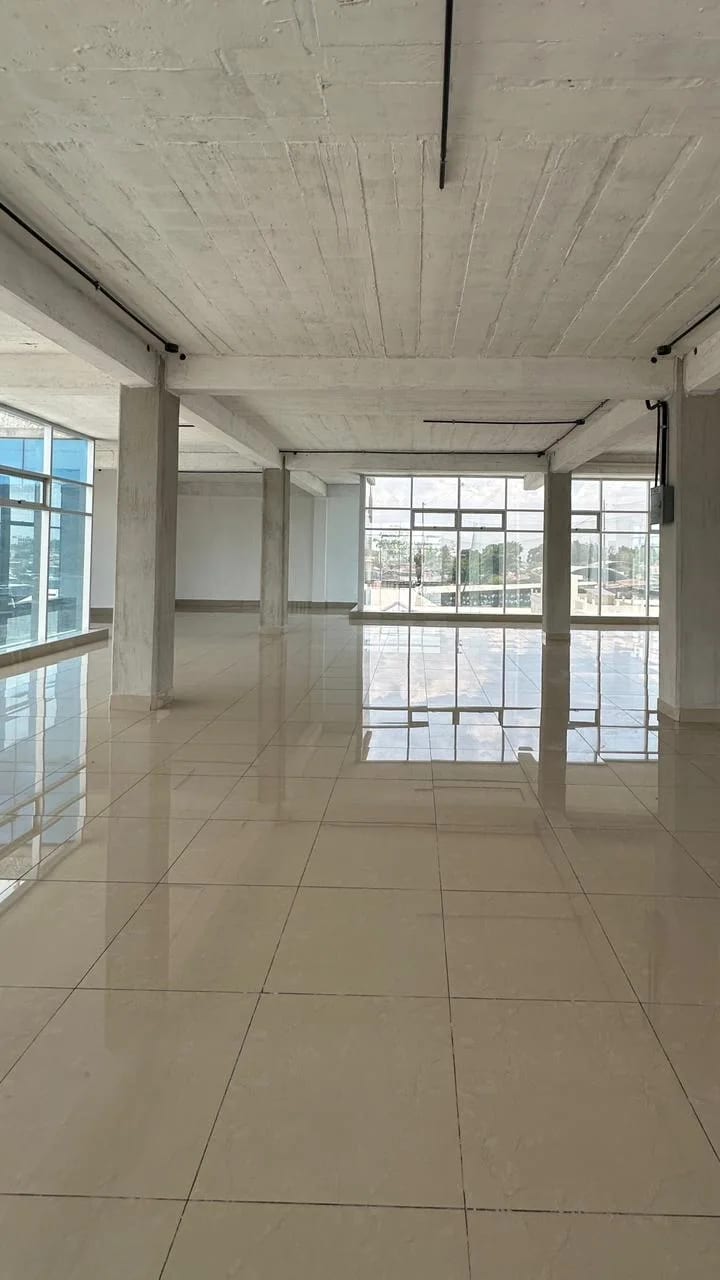 EDIFICIO CORPORATIVO EN VENTA — Edificio en Venta en Vistas de la floresta, Zona 4 Mixco, Guatemala, Ciudad — foto 7 de 17