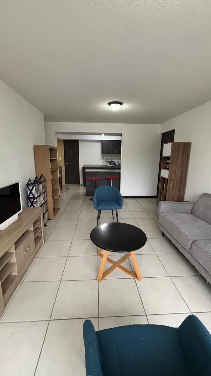 Apartamento en Venta Condominio Alegría (Amueblado) Condado El Naranjo. Alameda Norte — Apartamento en Venta en Condado Naranjo, Zona 4 Mixco, Guatemala, Ciudad — foto 6 de 13